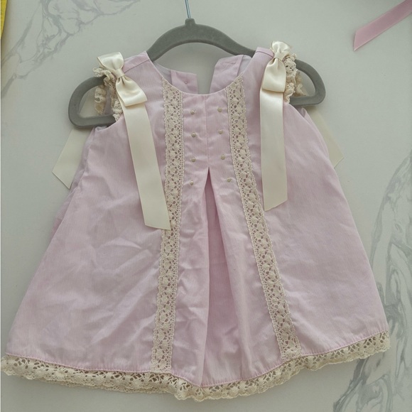 Elegant Pink Baby Dress with Lace Trim - Picture 1 of 3